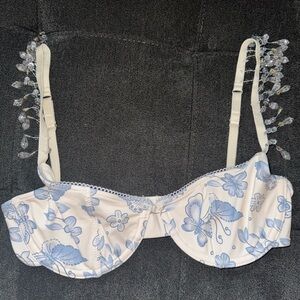 Frankie's Bikinis Set Blue and White Floral Top Sydney Sweeney collab